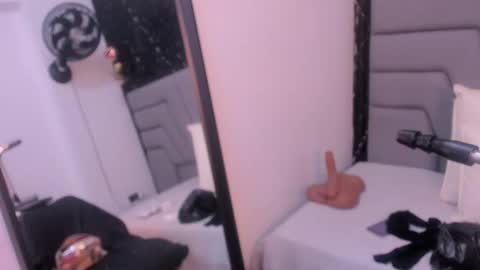 A N G I E.  online show from October 9, 8:07 pm