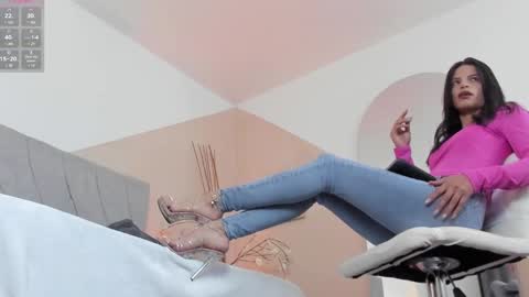 Angie online show from January 23, 12:52 pm