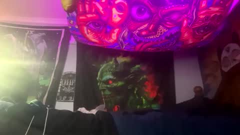 angusbone01 online show from September 10, 8:14 am