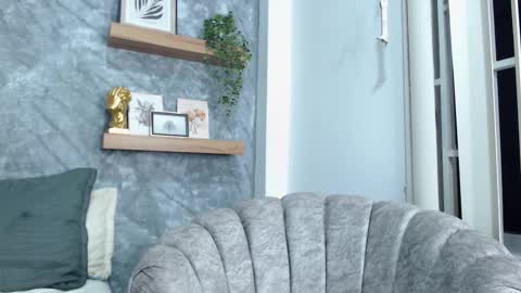     online show from November 23, 7:13 pm