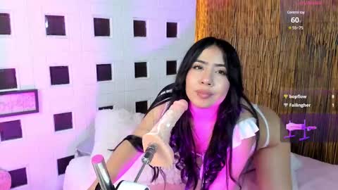 aniie_west online show from March 6, 9:42 pm