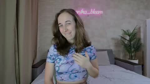 anikabloom online show from January 24, 11:12 pm