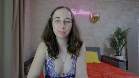 anikabloom online show from February 22, 12:38 am