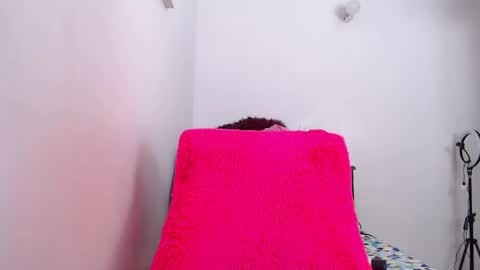 Snapshot of anisston_boods1 chatting on February 8, 10:07 am ana independent model online show from February 8, 10:07 am