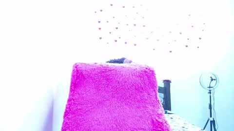 Snapshot of anisston_boods1 chatting on February 19, 10:45 am ana independent model online show from February 19, 10:45 am