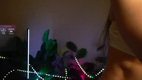 anita_von online show from September 25, 6:06 am