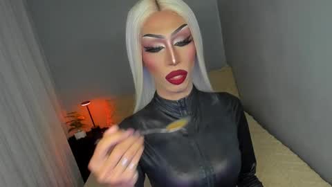 Miss Ann online show from September 28, 11:54 pm