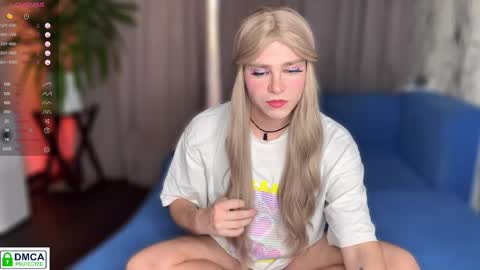 anjalin_sososok online show from October 8, 5:38 am