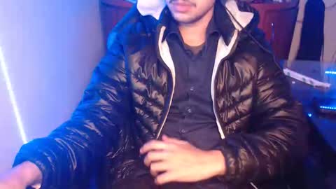 Snapshot of anjonoturno01 chatting on October 6, 3:04 am anjonoturno01 online show from October 6, 3:04 am