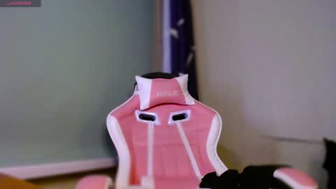 Ann online show from December 9, 4:47 pm