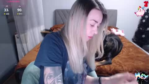 Snapshot of anna_ana chatting on December 12, 12:55 pm Anadirectgirl online show from December 12, 12:55 pm