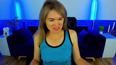 Snapshot of annabel_xxx chatting on September 13, 5:40 am Annabel online show from September 13, 5:40 am