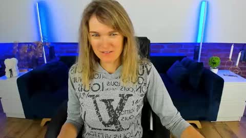 Snapshot of annabel_xxx chatting on September 20, 5:52 am Annabel online show from September 20, 5:52 am