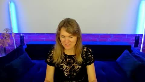 Snapshot of annabel_xxx chatting on October 13, 4:07 pm Annabel online show from October 13, 4:07 pm