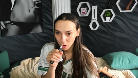 annabishop online show from January 29, 10:27 am