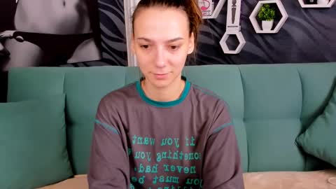 annabishop online show from February 12, 3:18 am