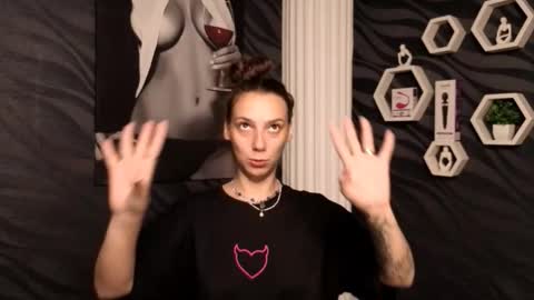 annabishop online show from October 5, 1:15 am