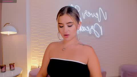 Anna Brooks  online show from January 27, 7:24 pm