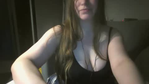 annadiamond1 online show from March 7, 10:21 pm