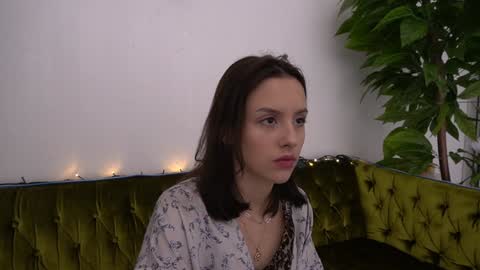 Anna online show from January 13, 9:31 pm