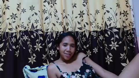 Snapshot of annahhotgirl chatting on February 21, 6:48 pm annahhotgirl online show from February 21, 6:48 pm