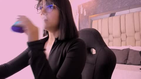 Annara Lein online show from November 26, 12:00 am