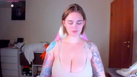 AnnaRoading online show from October 6, 9:56 pm