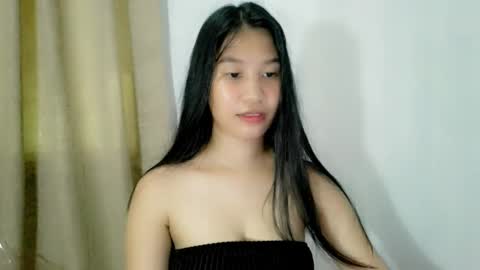 Riane online show from September 20, 8:04 am