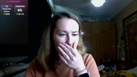 Snapshot of annaxlovers chatting on December 20, 11:21 am AnnaXLovers online show from December 20, 11:21 am