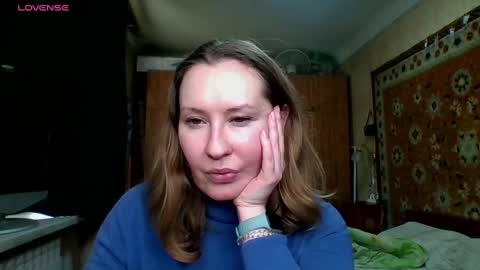 Snapshot of annaxlovers chatting on February 5, 12:38 pm AnnaXLovers online show from February 5, 12:38 pm