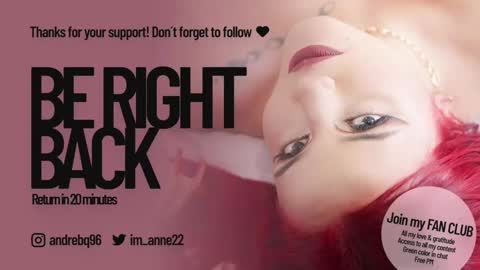 Snapshot of anne_julienne chatting on March 6, 12:00 am online show from March 6, 12:00 am