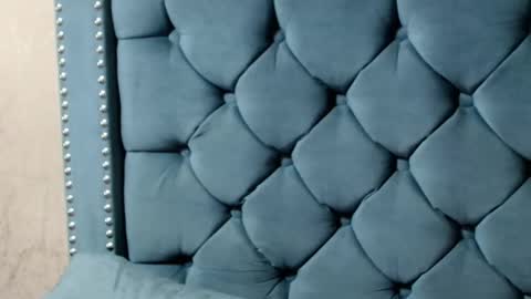 Snapshot of anne_julienne chatting on September 14, 12:21 am online show from September 14, 12:21 am