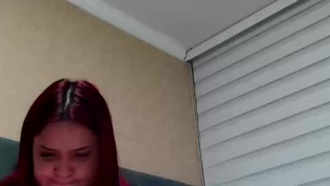 Snapshot of anne_julienne chatting on September 20, 12:55 am online show from September 20, 12:55 am