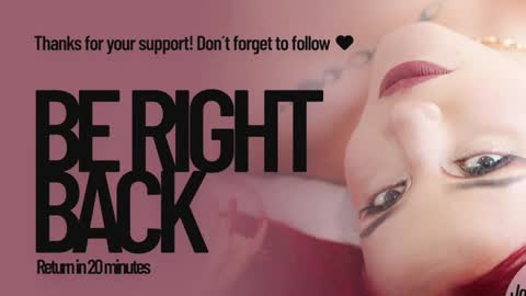 Snapshot of anne_julienne chatting on November 3, 11:15 pm online show from November 3, 11:15 pm