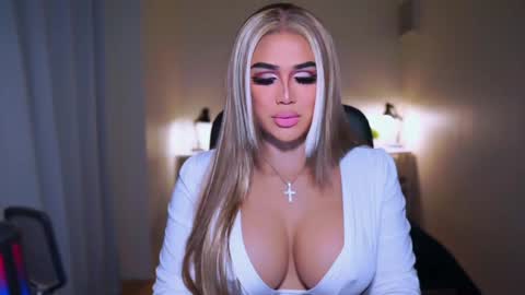 Anne Hart online show from December 10, 6:01 am