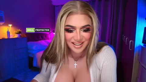 Anne Hart online show from October 3, 5:04 am