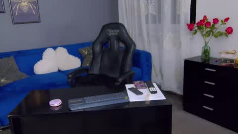 Anne online show from October 24, 4:47 pm