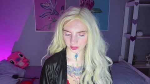 Snapshot of annetenet chatting on January 26, 6:07 am Annet online show from January 26, 6:07 am