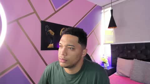 Annie lii online show from September 15, 12:38 pm