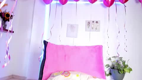 Snapshot of annie_sweet6 chatting on October 16, 3:02 pm Annie online show from October 16, 3:02 pm