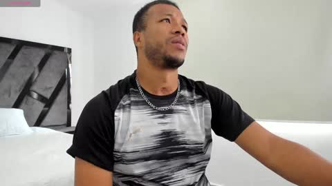 Snapshot of annieandstefan chatting on December 13, 3:00 pm Annie and Stefan online show from December 13, 3:00 pm