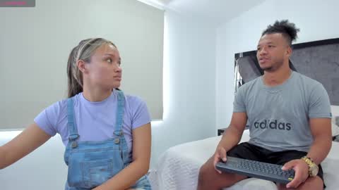 Snapshot of annieandstefan chatting on January 8, 2:56 pm Annie and Stefan online show from January 8, 2:56 pm