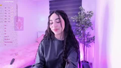 Cassandra online show from March 5, 5:50 am