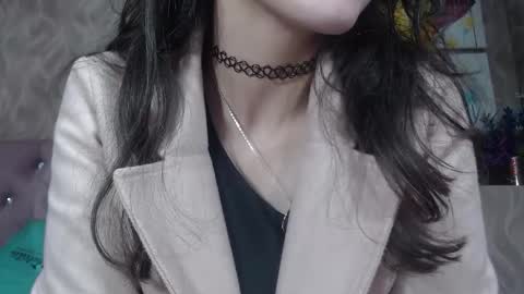 Annie online show from October 9, 3:32 pm