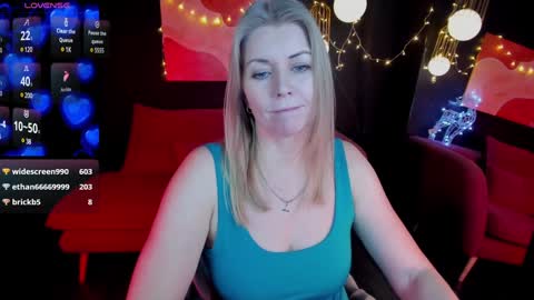 Annie online show from December 28, 8:48 am