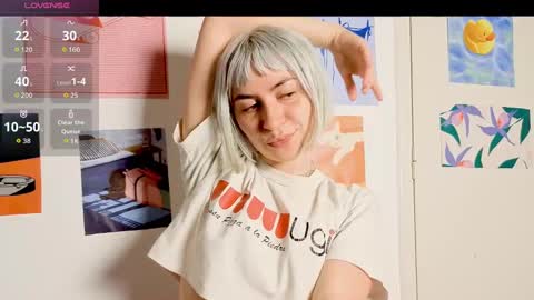 Snapshot of annietinky chatting on October 22, 11:04 pm annietinky online show from October 22, 11:04 pm