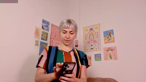 Snapshot of annietinky chatting on December 15, 8:57 pm annietinky online show from December 15, 8:57 pm