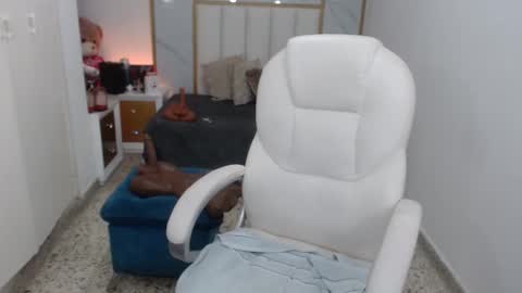 anna online show from January 1, 5:11 pm