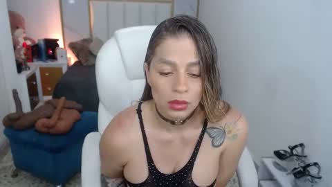 anna online show from February 26, 3:30 pm