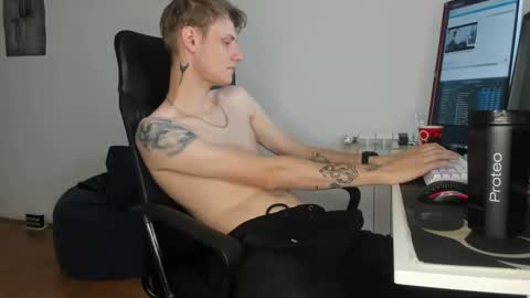    online show from September 29, 1:49 pm